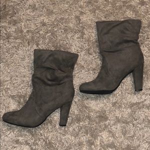 Express Suede Taupe Ankle Booties Size 8